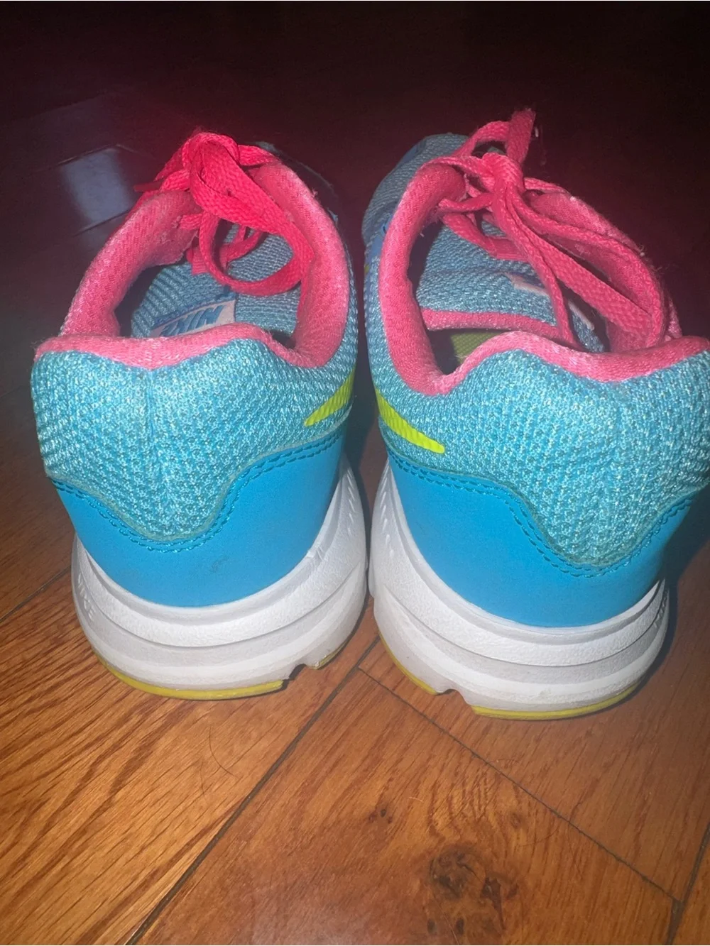 Nike Downshifter 6 Kids Running Shoes Blue Pink Size 3Y Great Condition